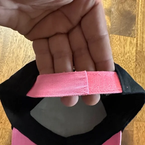 Harley-Davidson Black Cap with Pink Brim - Picture 3 of 5